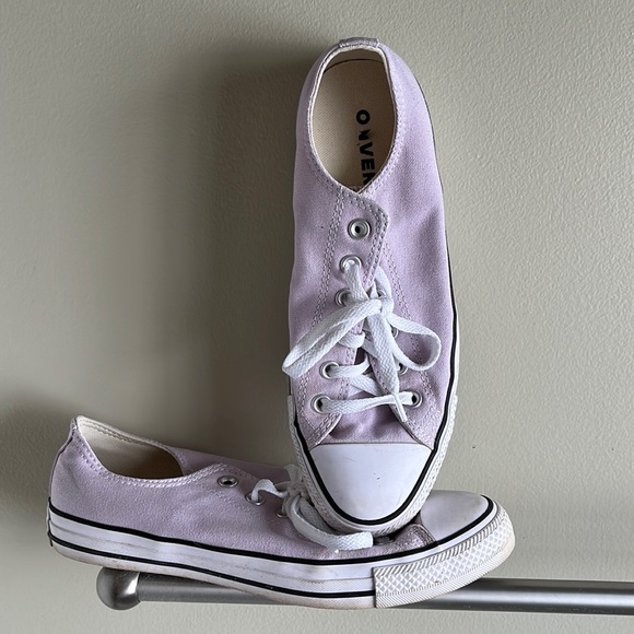 Converse Shoes - Converse Low Top Chuck Taylor Sneakers